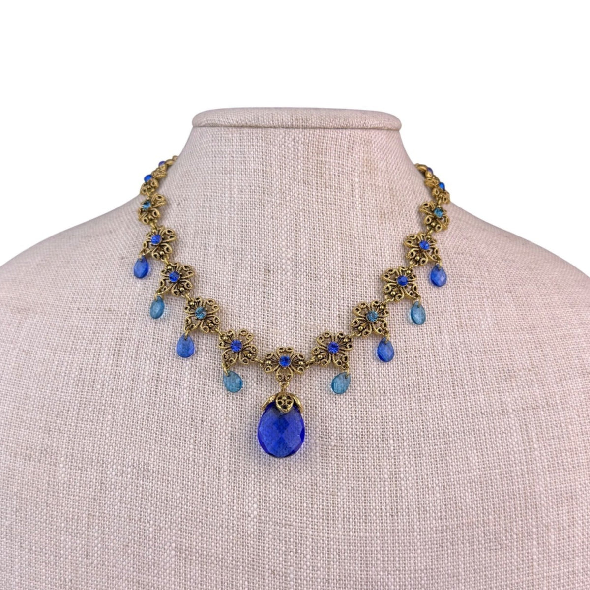Vintage Avon Gold Tone Necklace Blue Briolette Drop & Rhinestone Accents