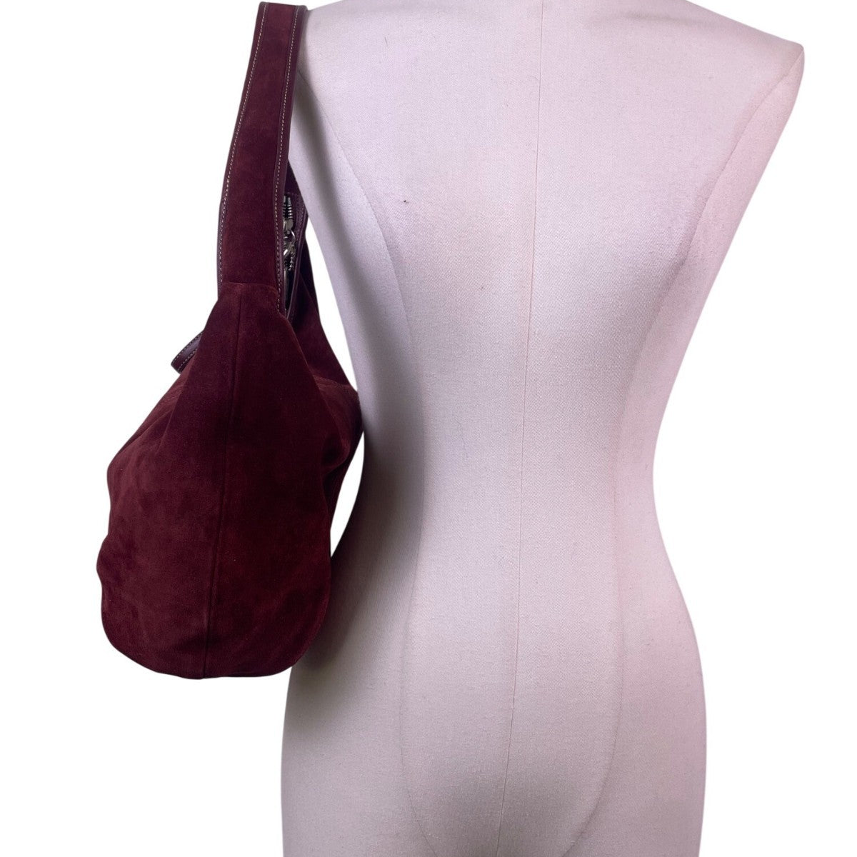 Coach Womens Burgundy Suede Hobo Bag Handcrafted Spacious Interior Zip Closure