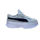 Puma Women’s Gray Suede Casual Lace-Up Deva Platform Sneakers Size 8