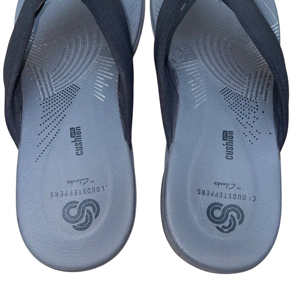 Cloudsteppers By Clarks Women’s Gray & Black Straps Slip-On Sandals Size 5.5