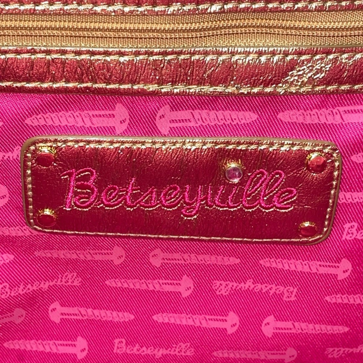 Betseyville Women’s Black Canvas & Gold-Toned Blingin Lips Rhinestone Tote Bag