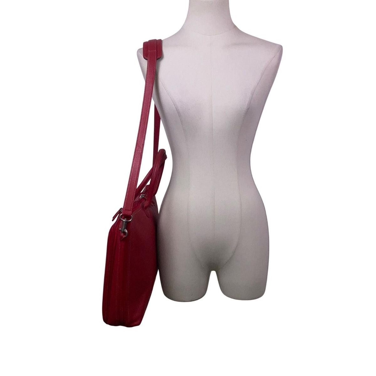 Levenger Women’s Red Leather Briefcase Laptop Bag Dual Handles & Shoulder Strap