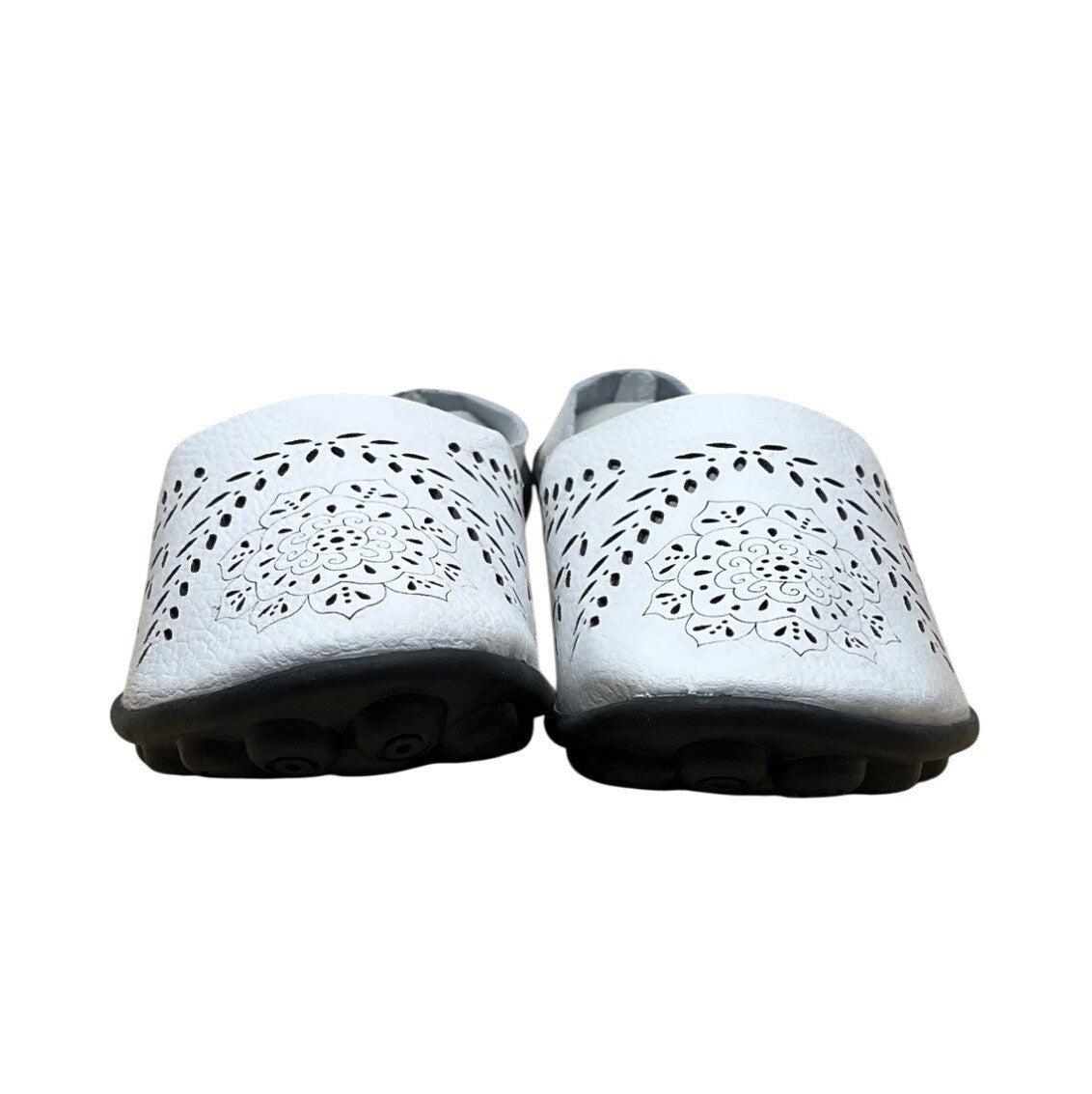 Women’s White Faux Leather Cut Out Floral Design Black Soles Slip-On Shoes Sz 37
