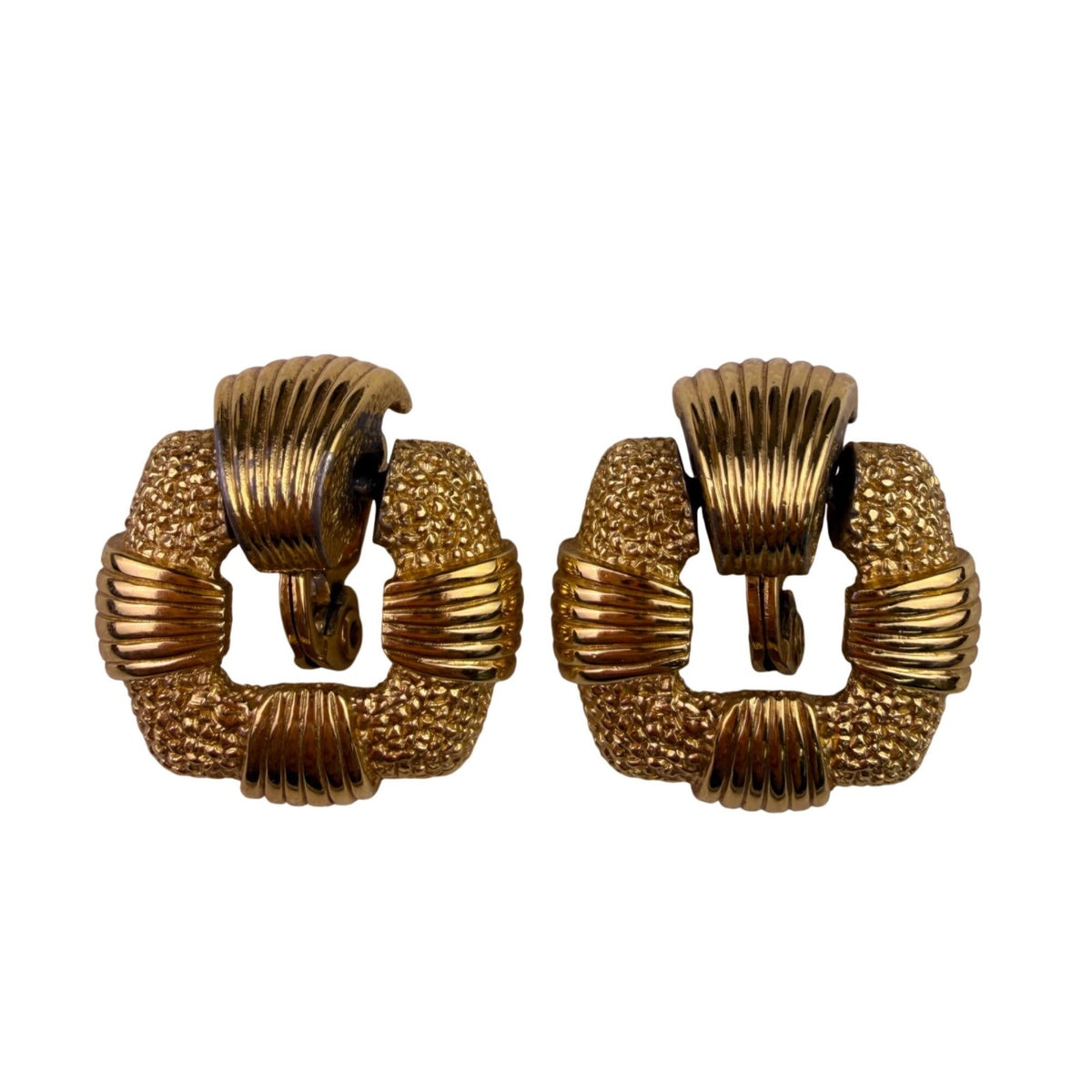 Monet Womens Gold Tone Metal Clip-On Vintage Textured Earrings Circular Design