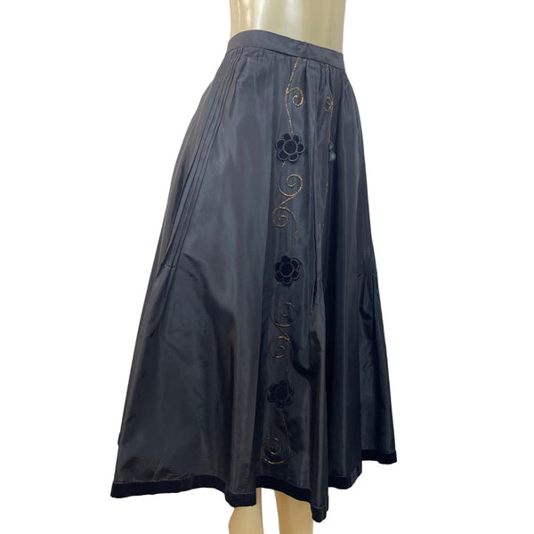 Vintage 80''s Miss Féraud Women's Black  With Embroidered Floral Art Long Skirt