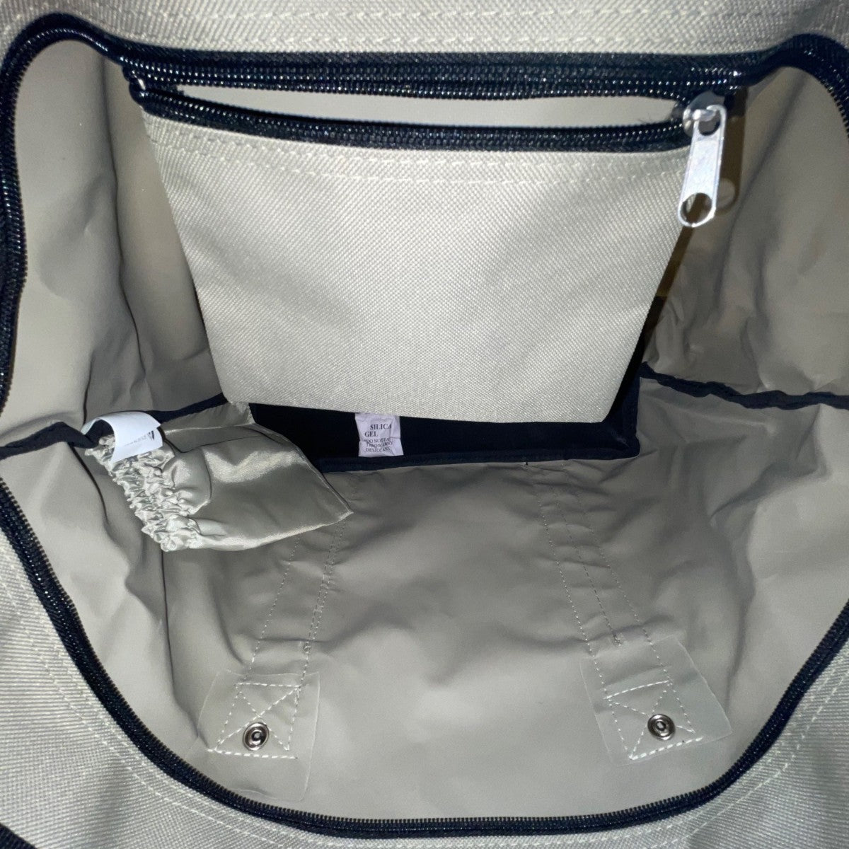 Everest Unisex Green & Black Canvas With Bottom Pocket Insulation Tote Bag