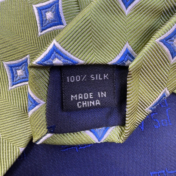 Jos. A. Bank Mens Green & Blue 100% Silk Geometric Pattern Tie