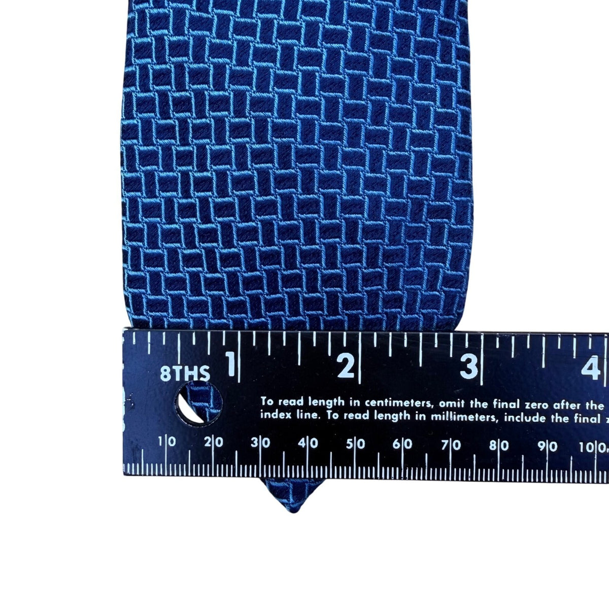 Michael Kors Mens Blue Silk Geometric Pattern Necktie Elegant Design Brand Label