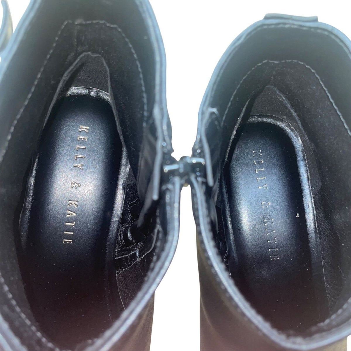 Kelly & Katie Women’s Black Faux Leather Double Buckle Ankle Boots Sz 8M