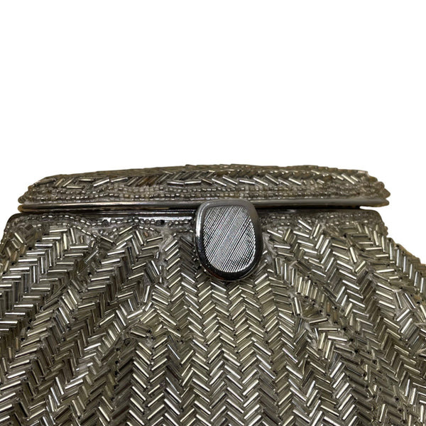 Women’s Silver Chevron Pattern Beaded Framed Crossbody Evening Purse
