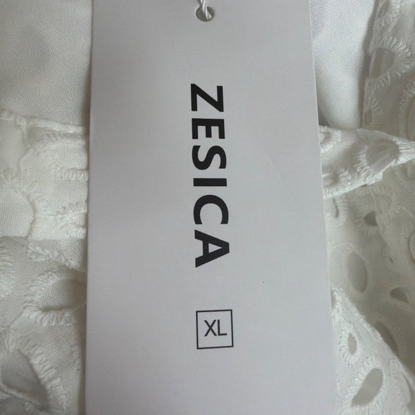 Zesica Women’s White Eyelet Sleeveless Maxi Dress Size XL