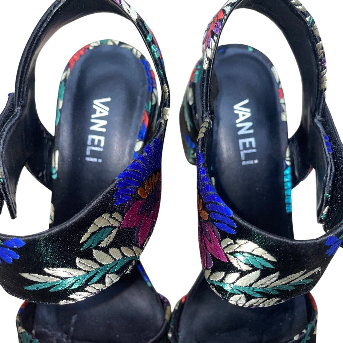 Vaneli Women’s Black Floral Embroidered Open Toe Block Heel Sandals Size 9N