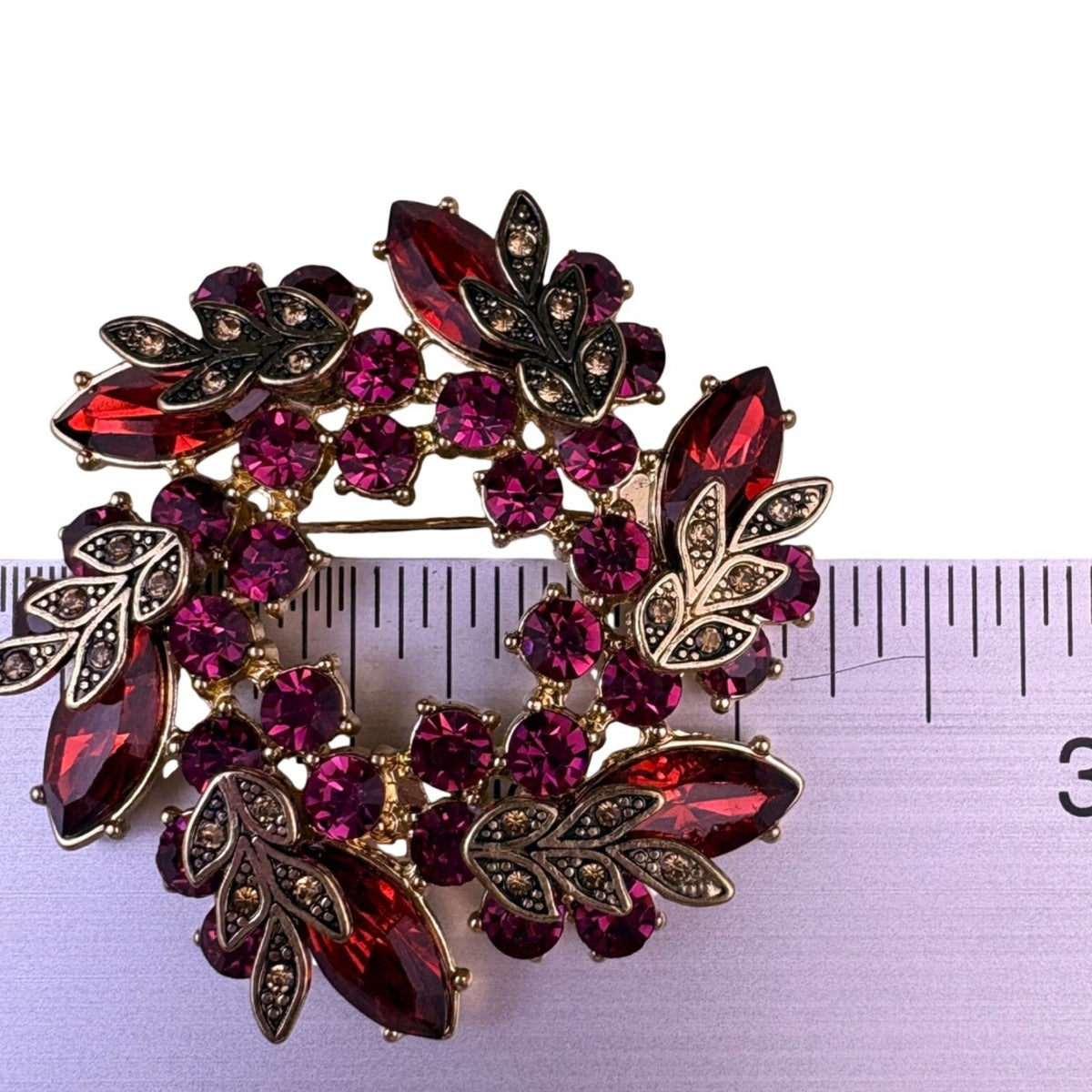 Napier Womens Gold Tone Red & Pink Rhinestone Wreath Brooch New In Box