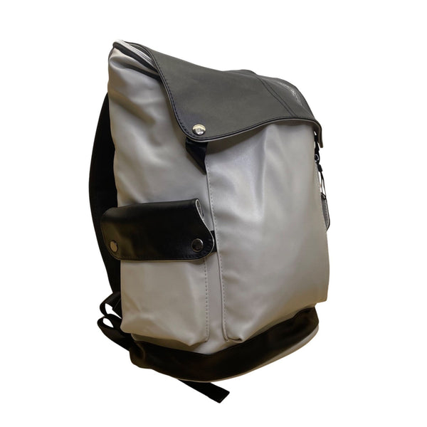 Spiderbracket Women’s Black & Gray Flap Closure Pocket Laptop Backpack Size M