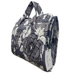 Vera Bradley Women’s Gray Quilted Floral Foldable Hanging Travel Organizer