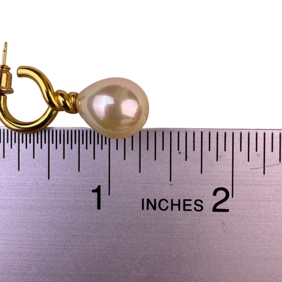 Vintage Gold Tone Faux Pearl Drop Earrings Elegant Womens Jewelry