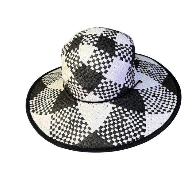 Physician Endorsed Womens Black & White Paper Yarn Sun Hat With Chin Strap