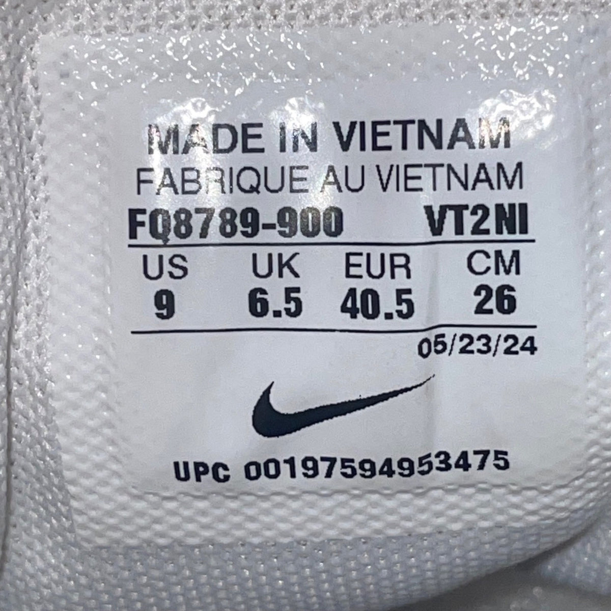 Nike Women’s Red Mesh Cushioned Low-Top Phoenix Waffle Casual Sneakers Size 9