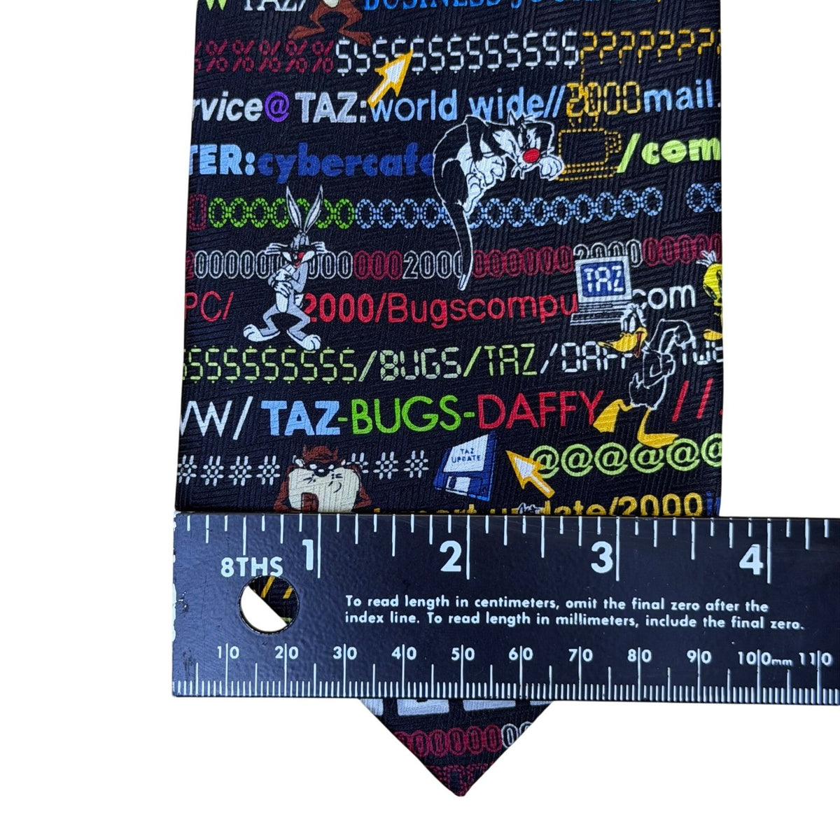 Warner Bros Mens Multi-Color Silk Looney Tunes Computer Graphics Tie 3.75 Wide
