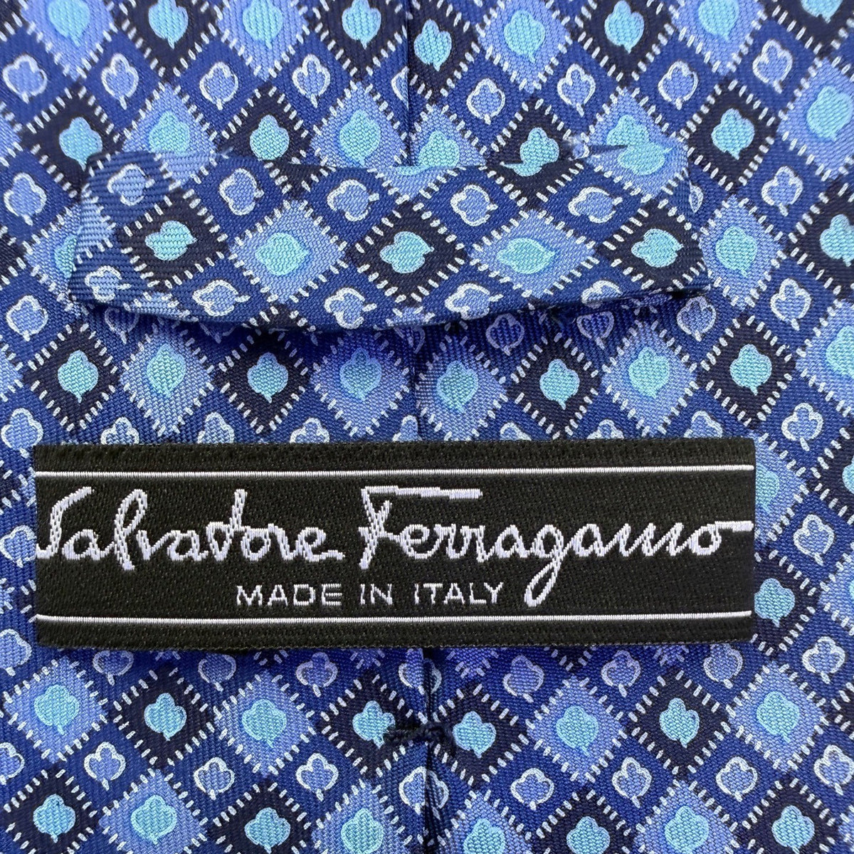 Salvatore Ferragamo Mens Blue 100% Silk Patterned Tie Geometric Design Italy