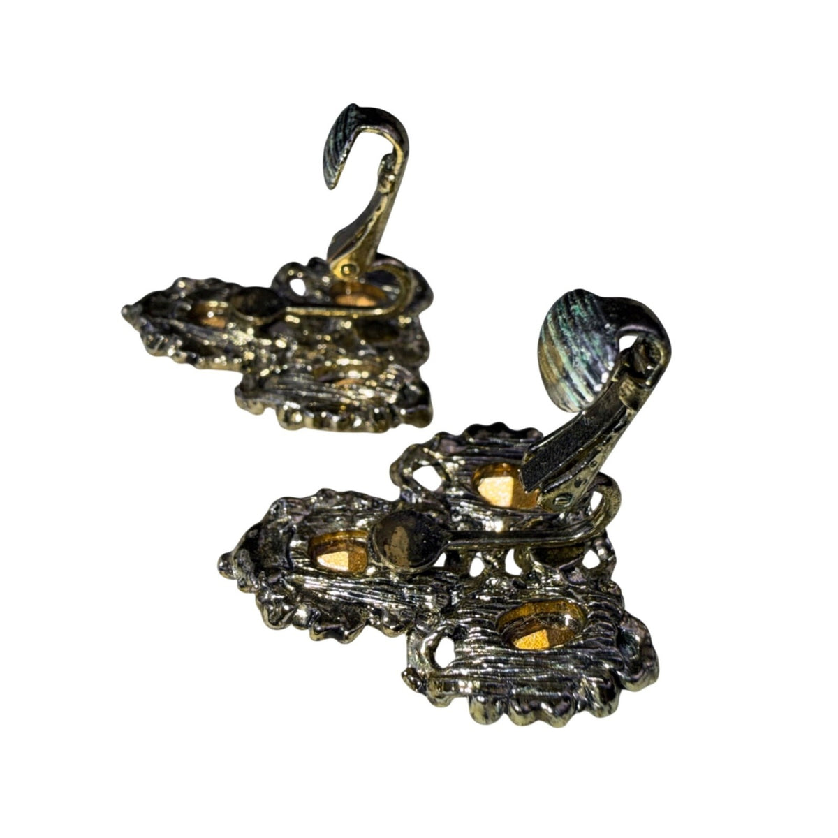 Gold-Tone Red Glass Brooch & Clip-On Earrings Set Victorian-Inspired Jewelry