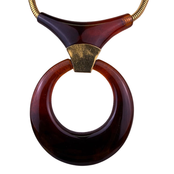 Crown Trifari Gold Tone Lucite Pendant Necklace Serpentine Chain Shell Design
