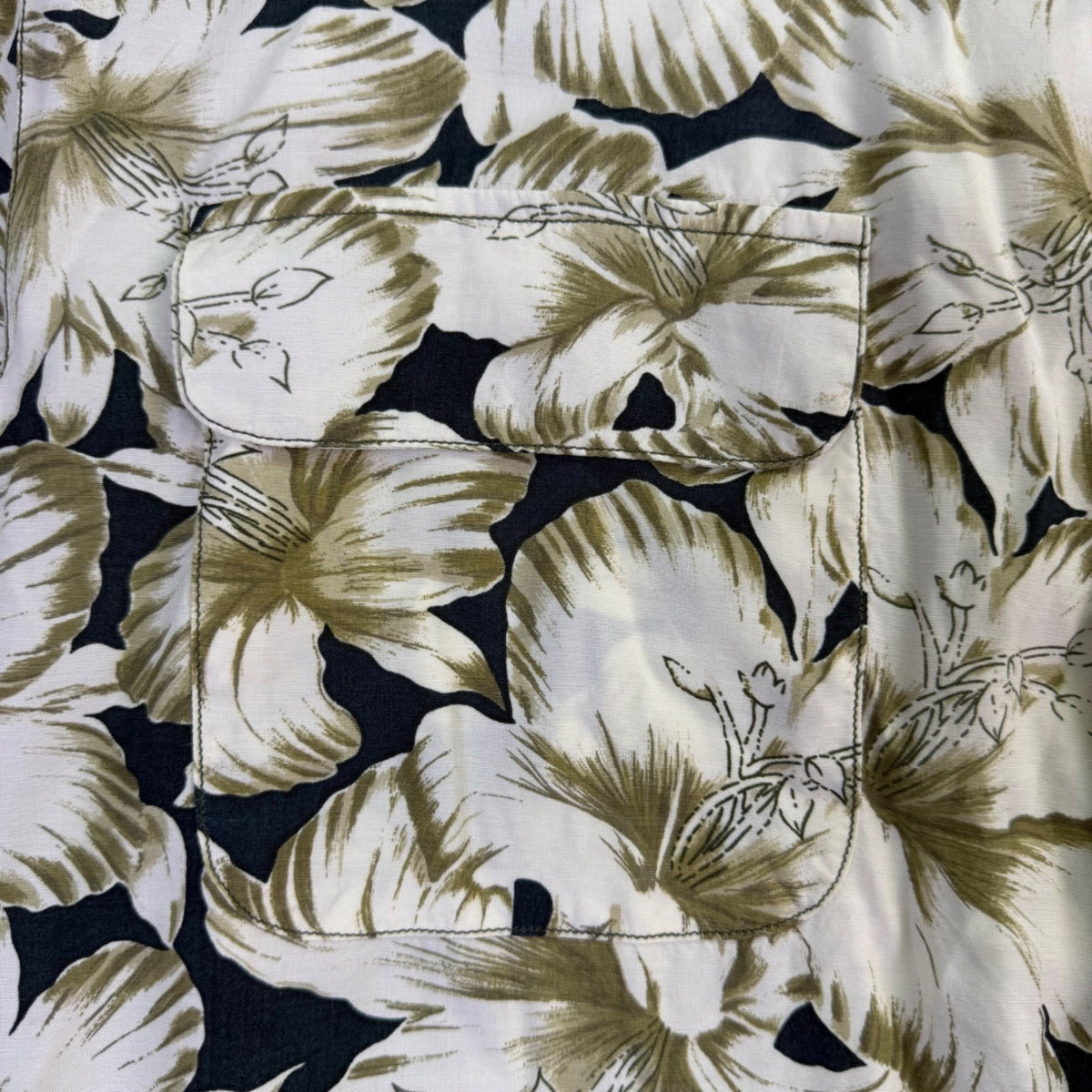 Tommy Bahama Mens Beige & Navy Floral Short Sleeve Hawaiian Shirt Size XL