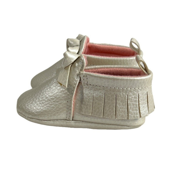 Carter’s Toddler Girl's Satin Ivory Moccasin Shoes Sz 0-3M