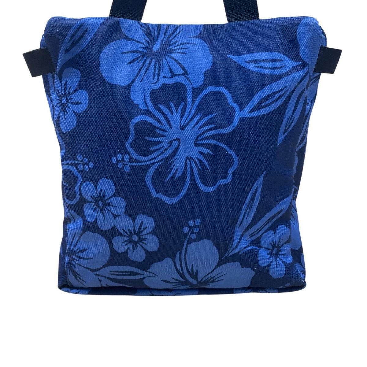 L.L. Bean Women’s Blue Floral With Adjustable Shoulder Strap Travel Bag