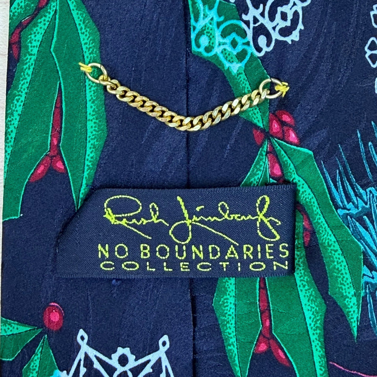 Rush Limbaugh No Boundaries Silk Blue & Red Patterned Necktie 59" Holiday Snow