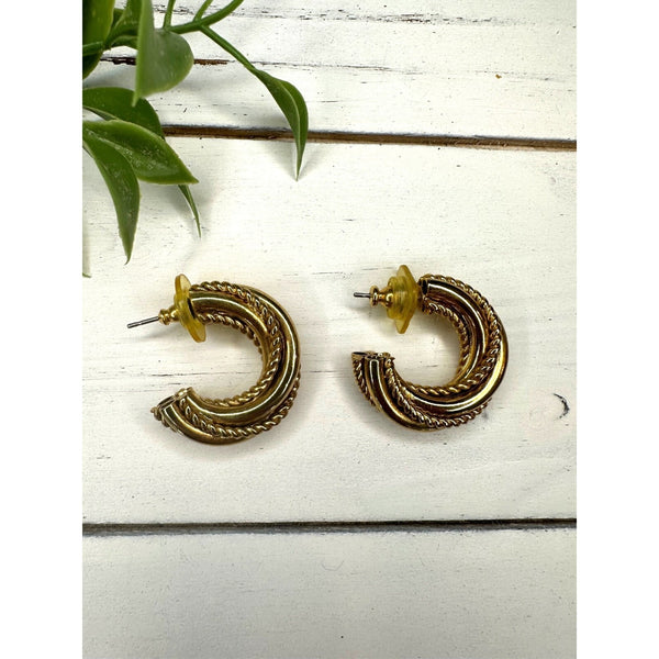 Vintage Gold Tone Small Hoop Earrings