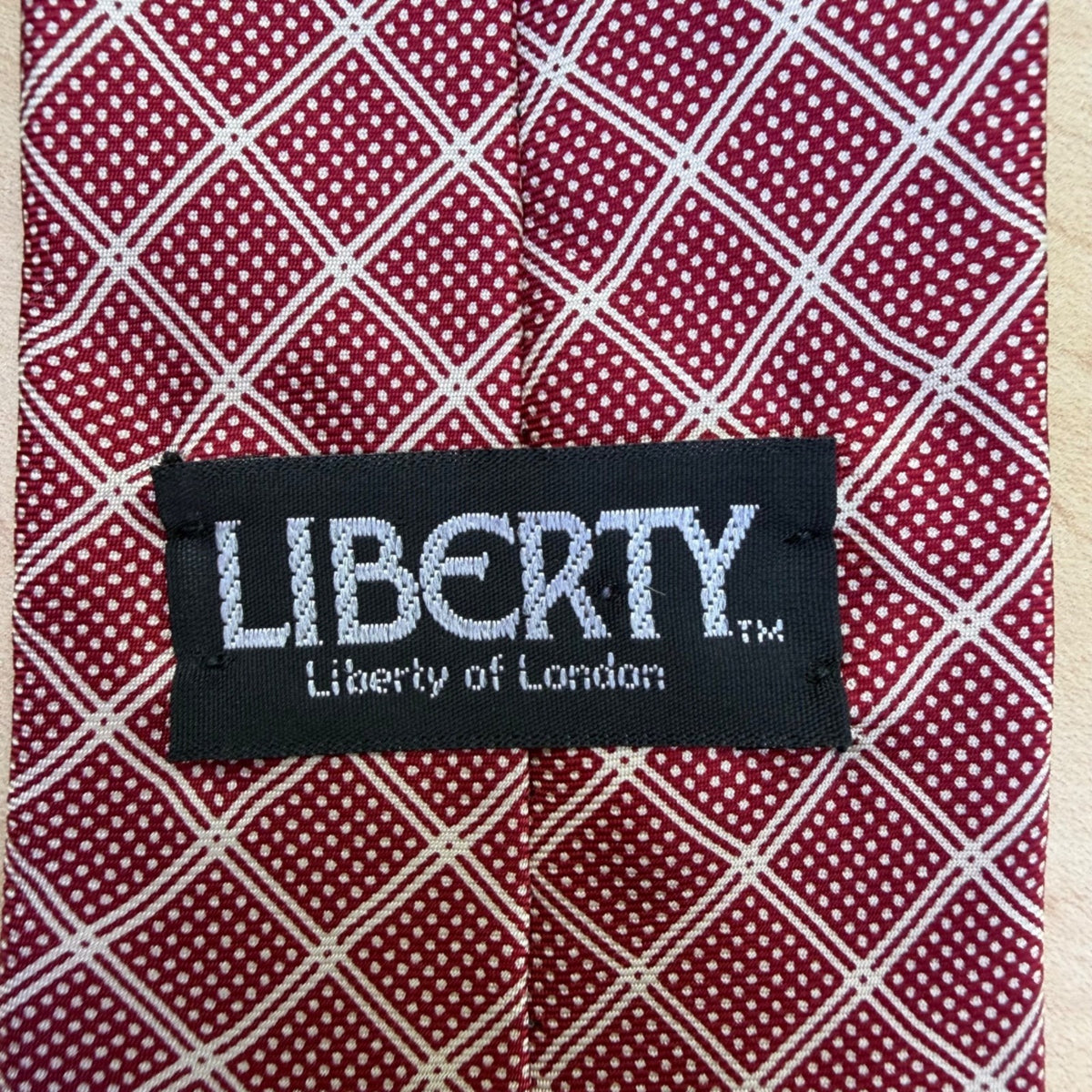 Liberty Men’s Red 100% Silk Geometric Pattern Tie