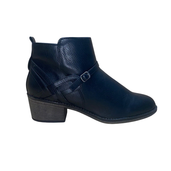 White Mt. Women’s Black Man-Made With Side Buckle Detail Ankle Boots Size 9.5M