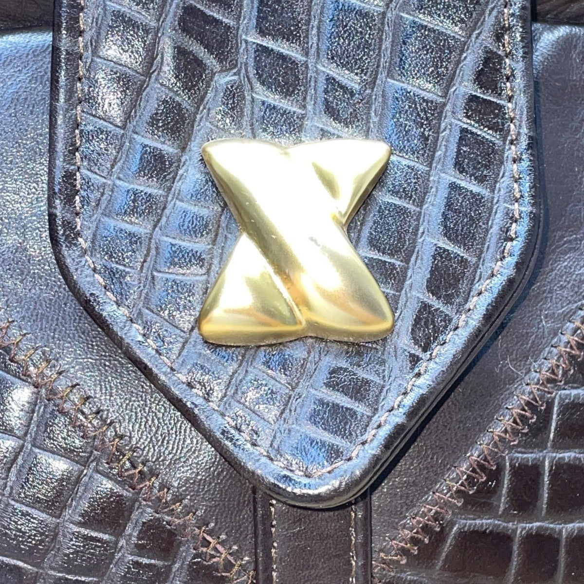 Park Place Women’s Black Genuine Leather Croc-Embossed Gold Accent Shoulder Bag