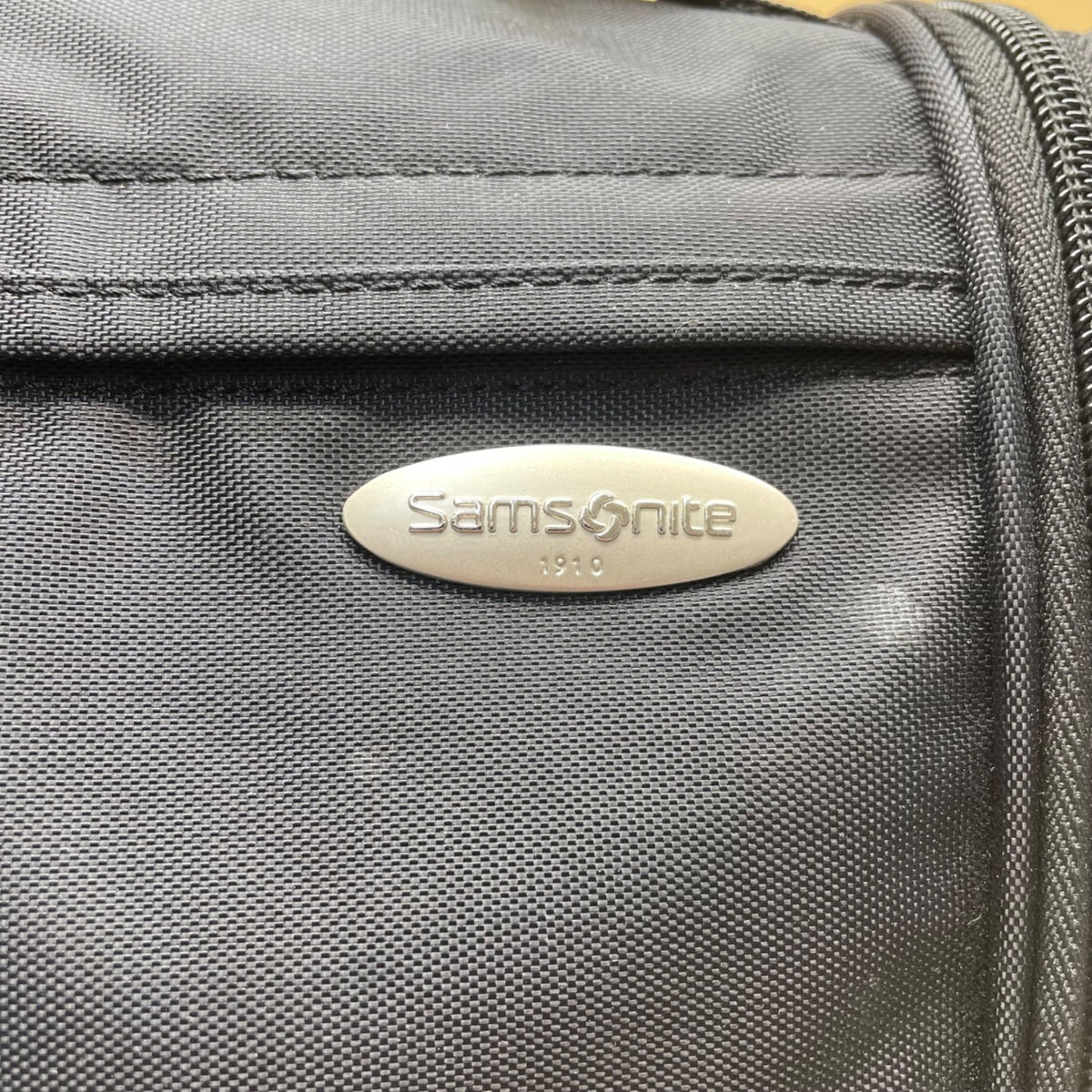 Samsonite Black Nylon With Zipper Pockets & Hook Travel Toiletry Kit Bag