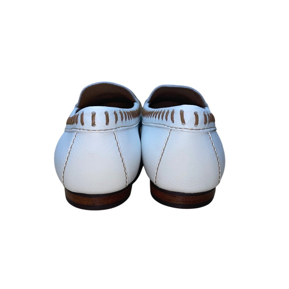 Driver Club USA Women’s White Grainy Leather Maple Ave Moccasin Shoes Size 11