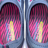 Skechers Women’s Gray &  Pink Memory Foam Stretch Fit Sneakers Size 11