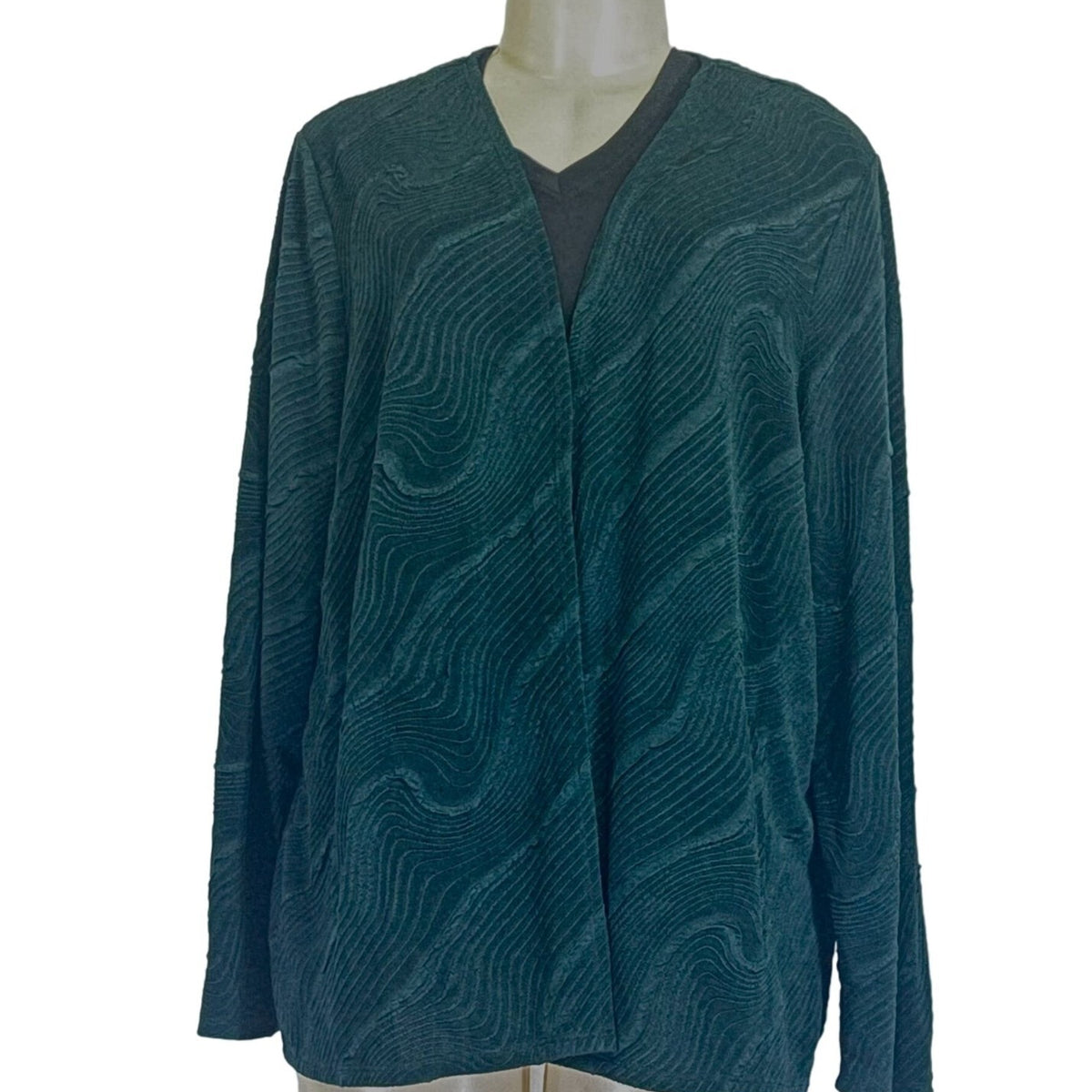 NWT Chico's 	Long Sleeve Cardigan Boho Dark Green Size 3 Women's Sweater