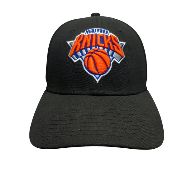 New Era Mens Black Polyester New York Knicks Snapback Cap Embroidered Logo OS
