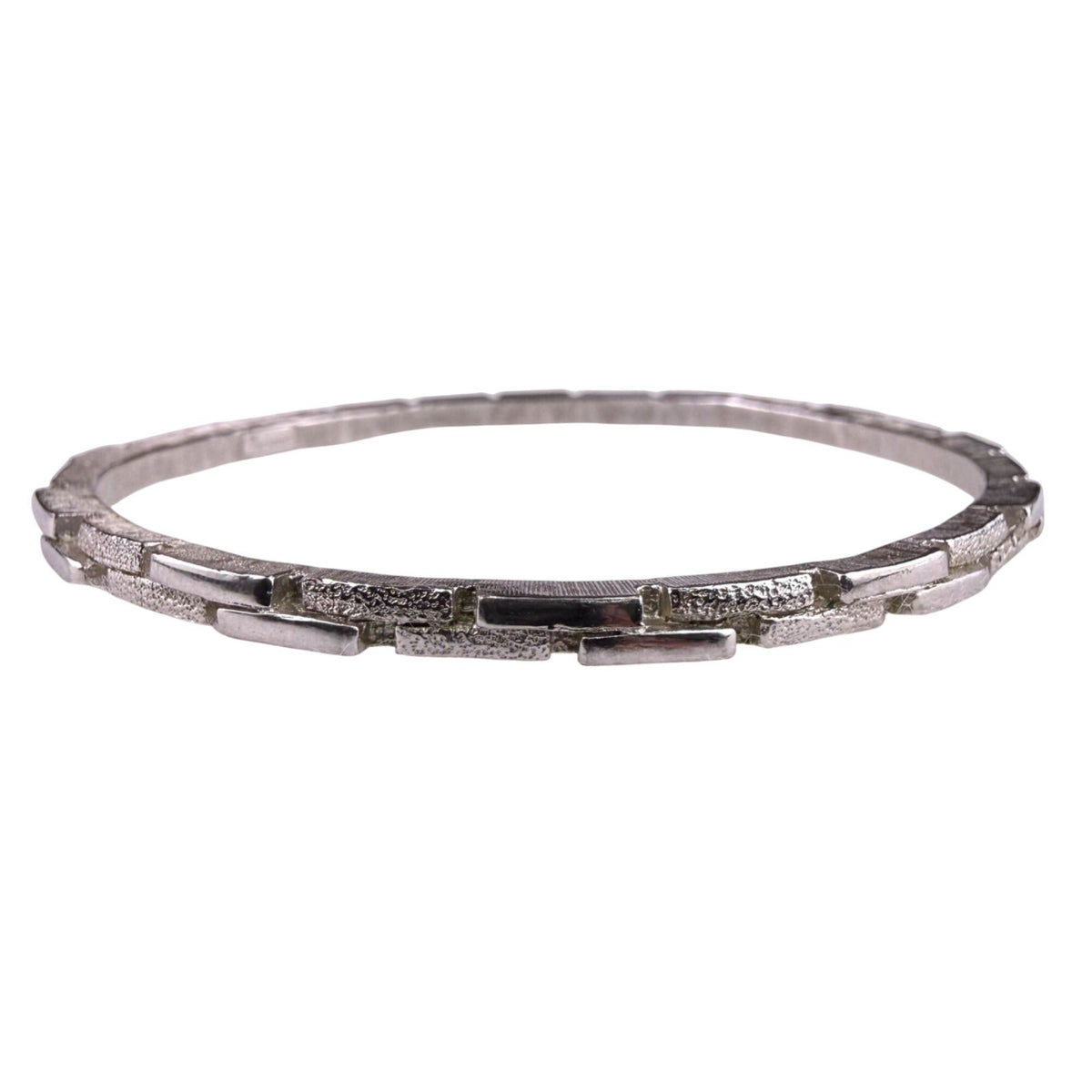 Crown Trifari Womens Silver Tone Metal Textured Bangle Bracelet Timeless Modern