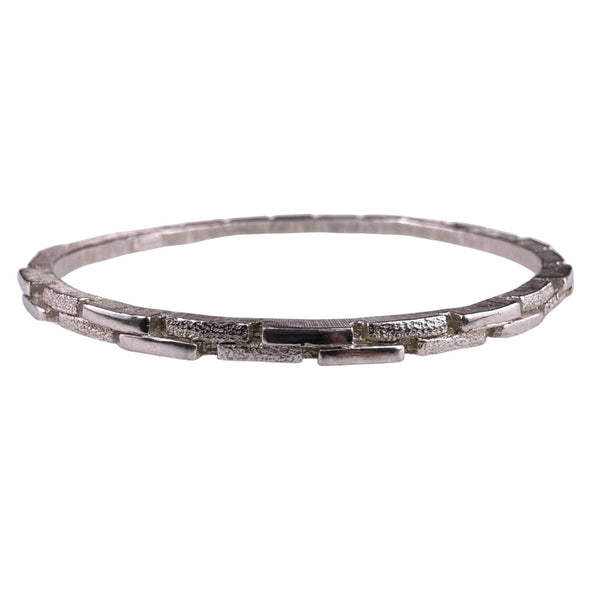 Crown Trifari Womens Silver Tone Metal Textured Bangle Bracelet Timeless Modern