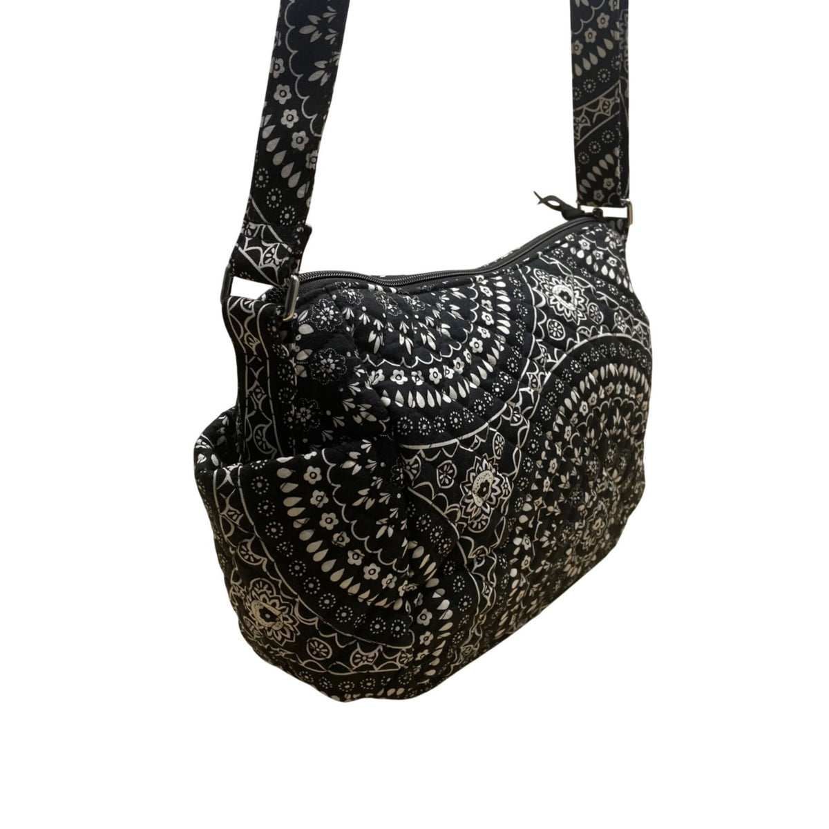 Vera Bradley Women’s Black Floral Mandala Pattern Adjustable Strap Crossbody Bag