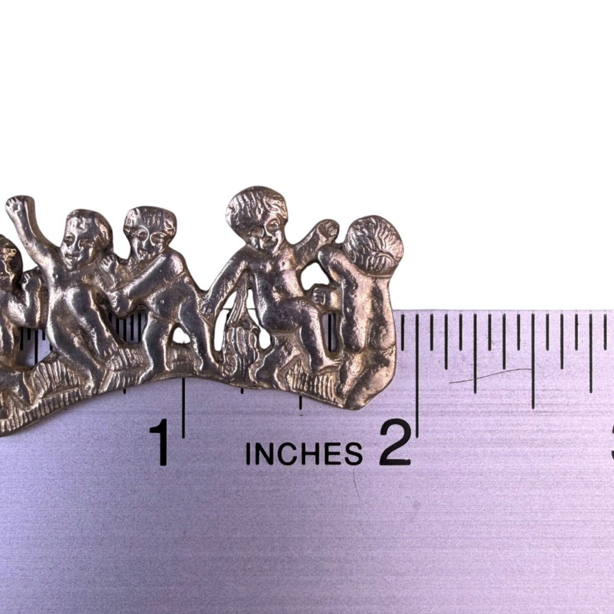 Victorian Sterling Silver Cherub Relief Brooch Decorative Playful Pin
