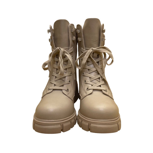 Mia Women’s Beige Side Zipper Chunky Lug Sole Mid-Calf Combat Boots Size 7.5M