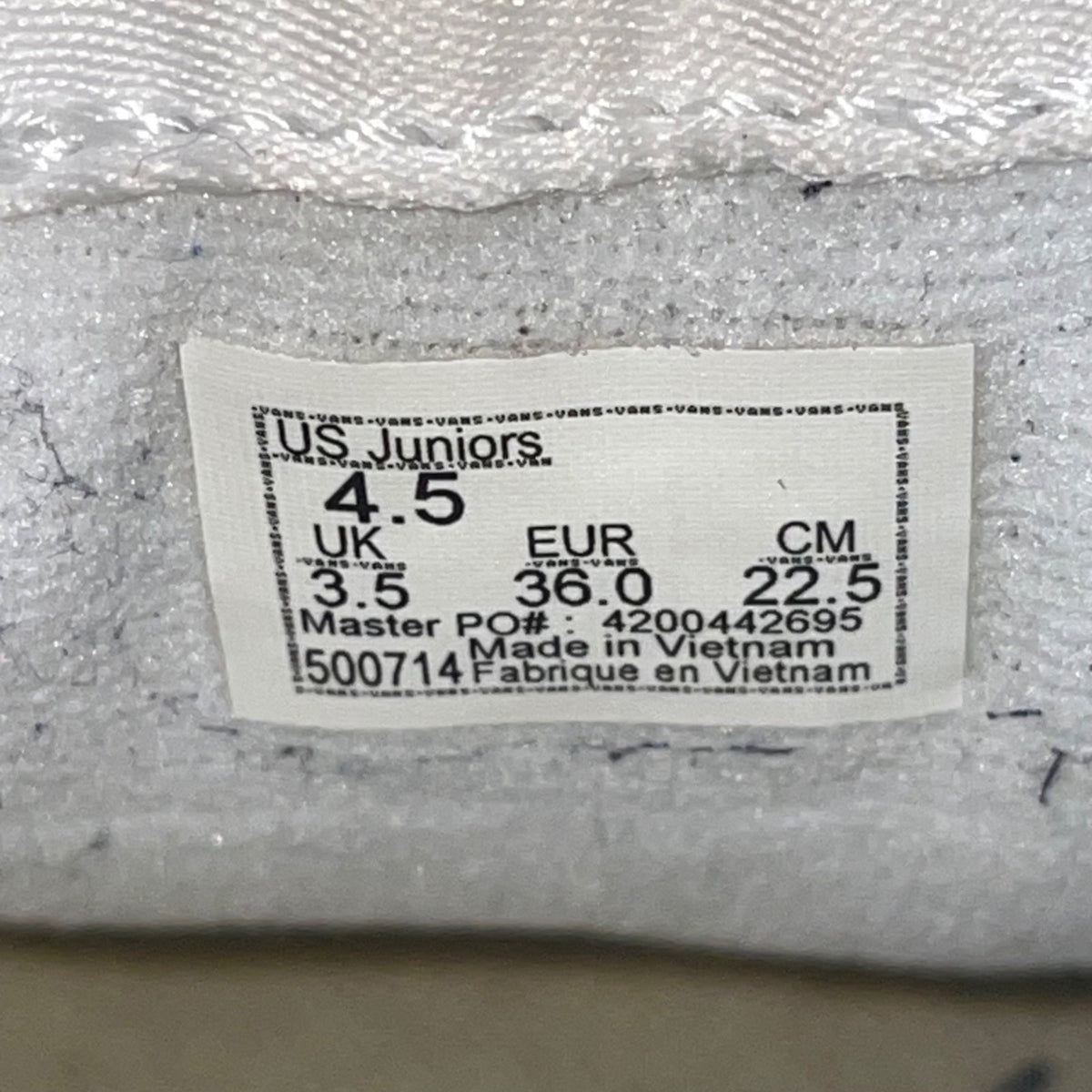 Vans Juniors Black & White Canvas Low Top Skate Sneakers Size 4.5