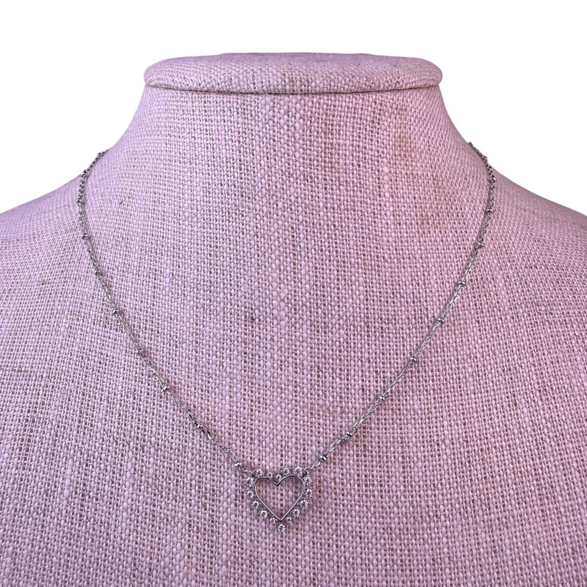 Kendra Scott Womens Silver Tone Heart Rhinestone Pendant Necklace Elegant Design