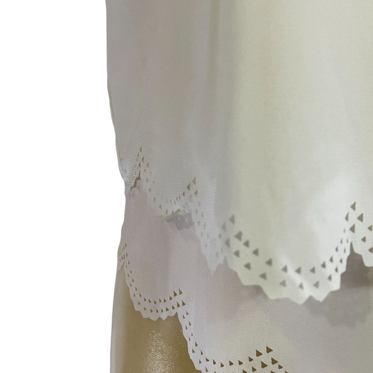 Hudiefly White Sleeveless Scalloped Layered Tank Top Open Back Design Sz L New