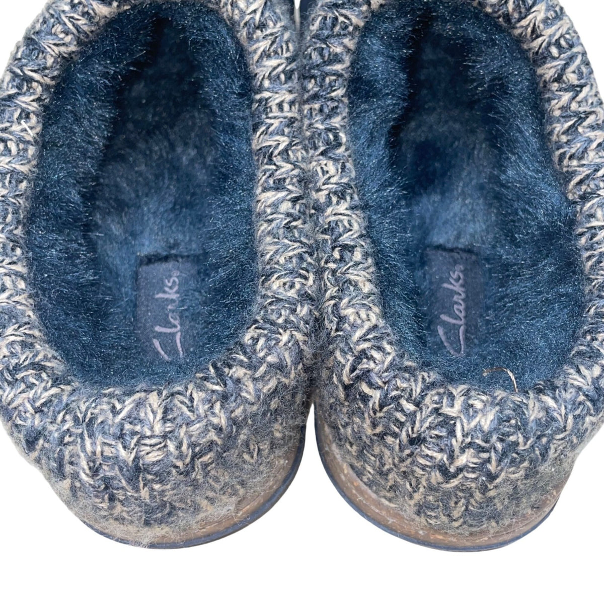 Clarks Women’s Black Suede & Brown Knit Collar Cozy Slip-On Slippers Size 9M