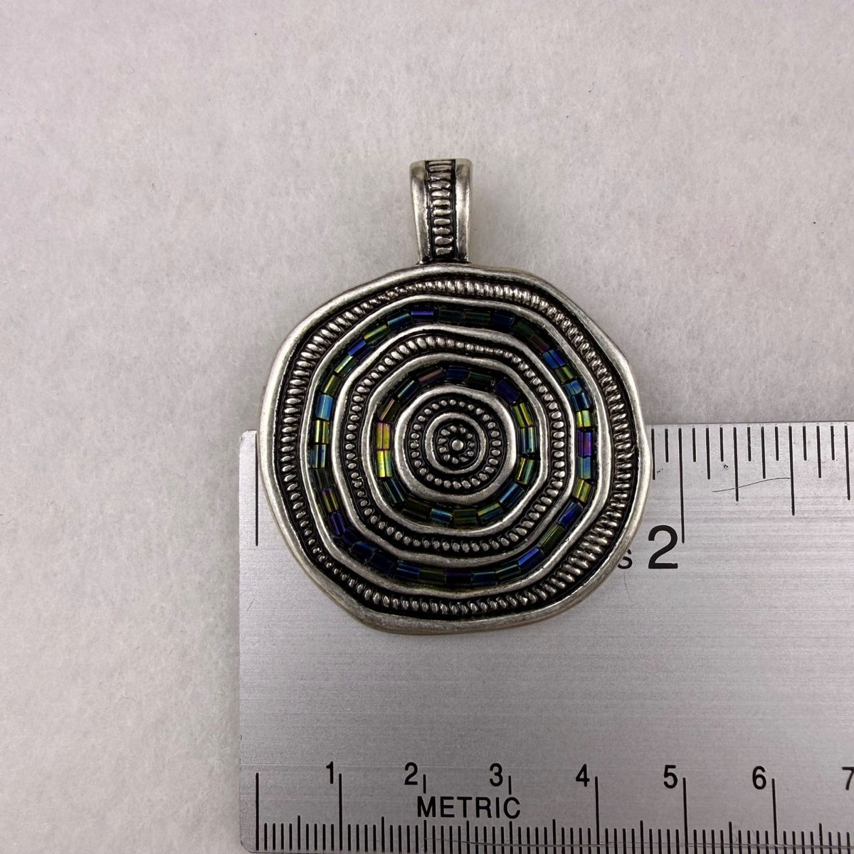 Silver Tone Magnetic Reversible Pendant Jewelry Multi-Color Glass Bead Circular