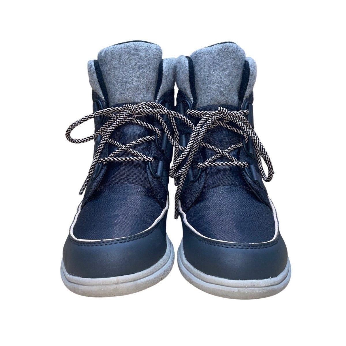 Sorel Women’s Gray Lace Up Style Waterproof Insulated Winter Boots Size 9
